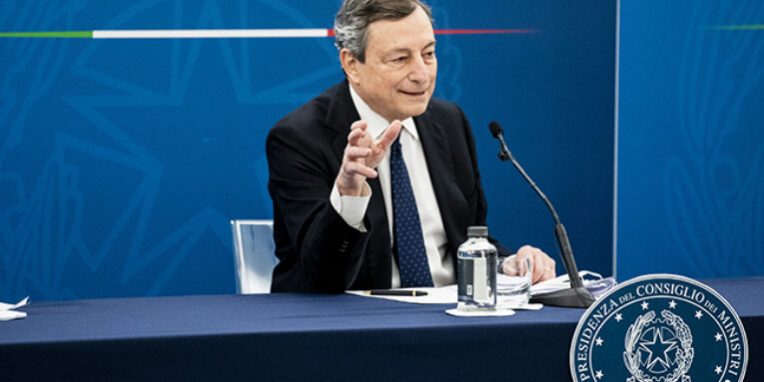Conferenza stampa sul Decreto Sostegni nella foto Mario Draghi,Andrea Orlando Daniele Franco